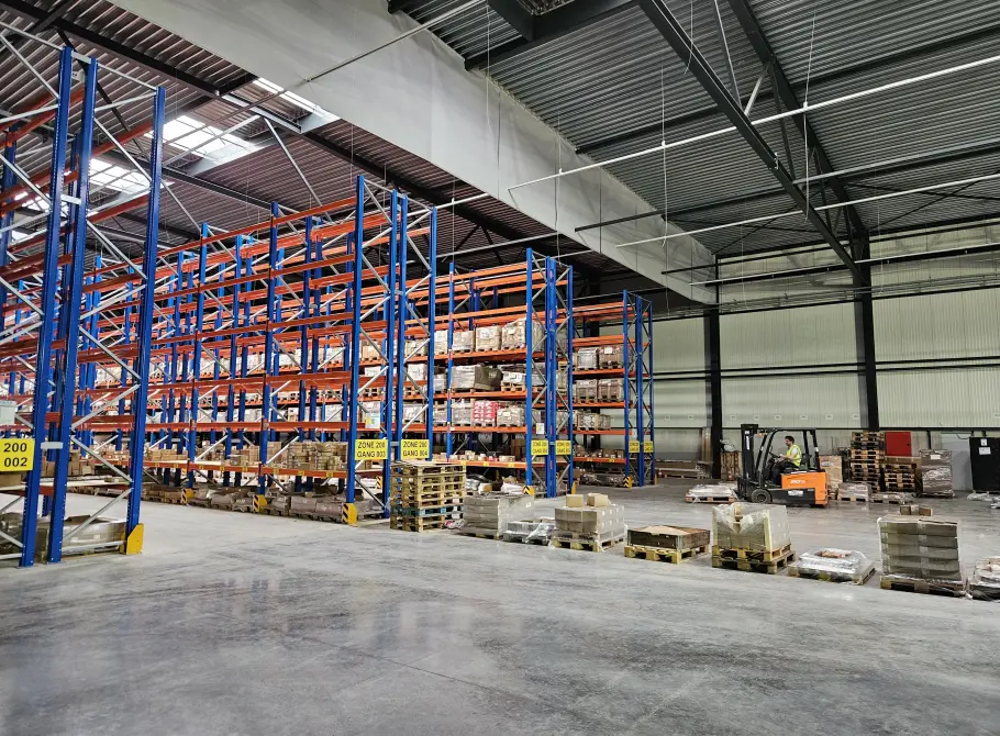 Tijdelijke pallet- of legbordstellingen