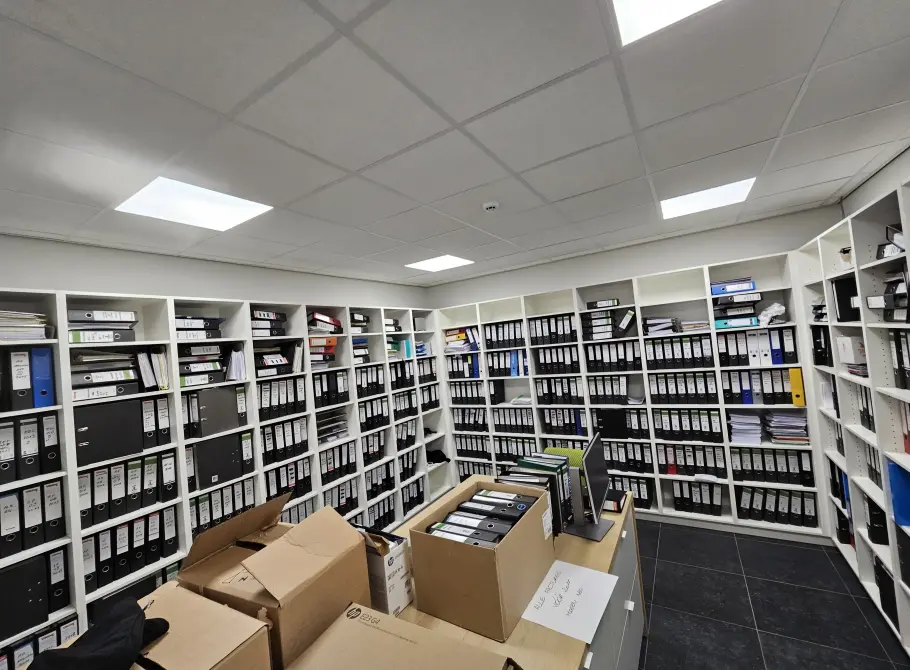 Waar moet u op letten bij het kopen van archiefrekken?